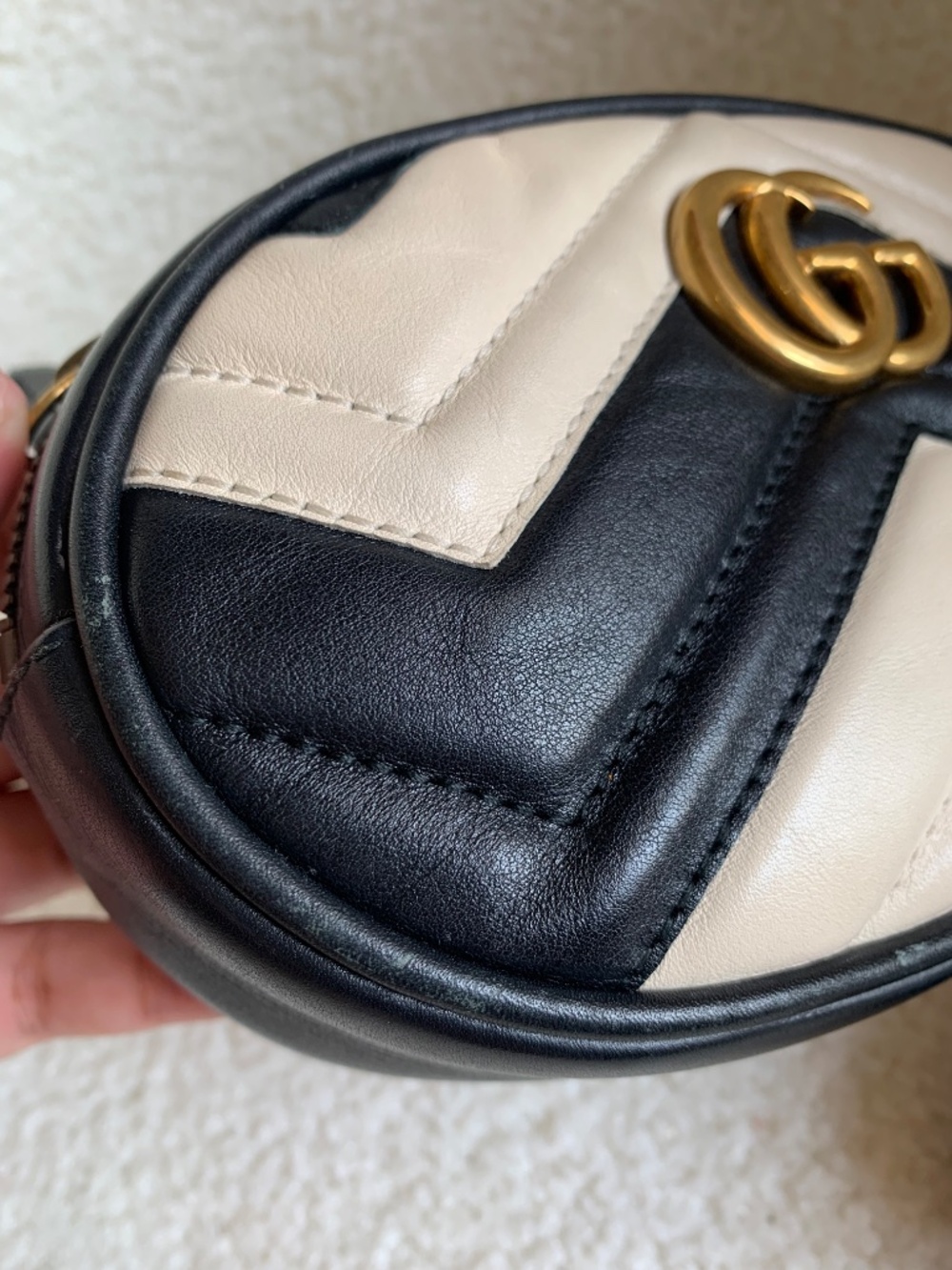 Gucci Calfskin Matelassé GG Marmont Belt Bag 85/34 Black White - Picture 3 of 15